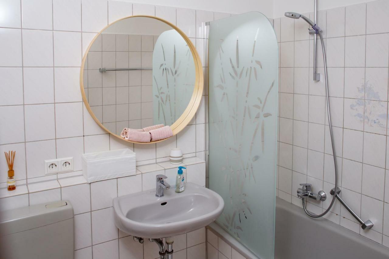 Moor Apartment 12 Singen Bagian luar foto